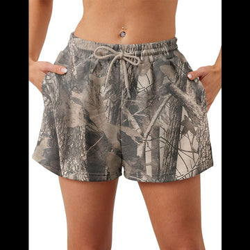 Avis camo elastic waist shorts with drawstring and side pockets for comfortable outdoor wear