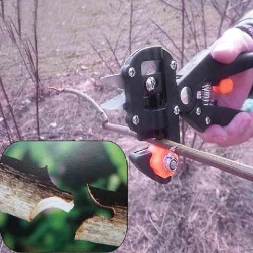 ForKumi professional grafting tool kit cutting branch with detailed graft joint close-up